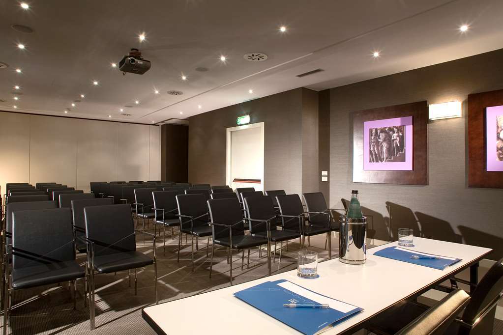 Nh Padova Hotel Facilities photo